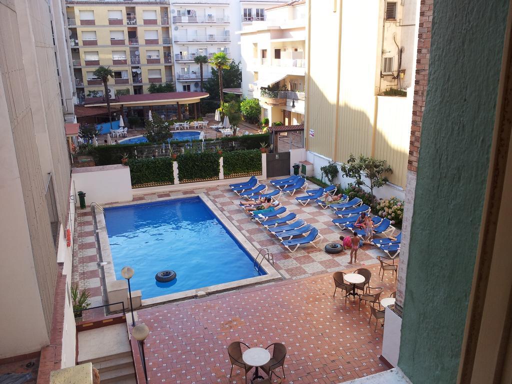Hotel Castella Lloret de Mar Exterior photo